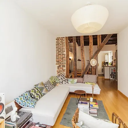 Nice And Bright 52 M Decorated For 2 In Paris Apartamento