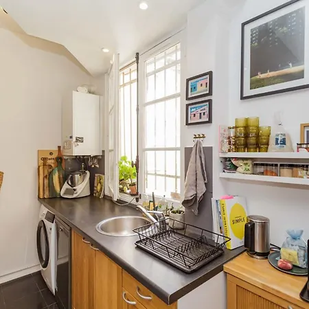Nice And Bright 52 M Decorated For 2 In Paris Apartamento *